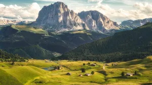 'beautiful 1920 X 1080 Nature Desktop Wallpaper Of Majestic Alpine Mountainscape' Wallpaper