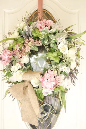 Beautiful And Colorful Handmade Spring Wreath Wallpaper