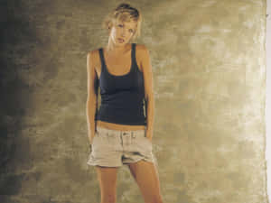 Beautiful Ashley Scott Striking A Pose Wallpaper