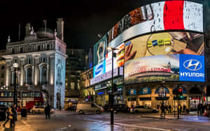 Beautiful Piccadilly Circus At Night Wallpaper