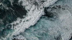 Beautiful Tides At Sunset Wallpaper