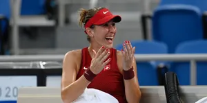 Belinda Bencic Looking Happy Wallpaper