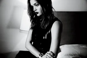 Bella Heathcote Mesmerizing In Evening Dress Wallpaper