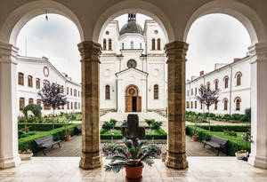 Benches On Courtyard Wallpaper