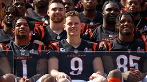 Bengals_ Team_ Photo_ Joe_ Burrow_ Ja Marr_ Chase Wallpaper