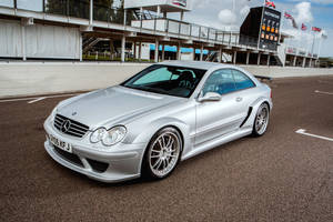 Benz 4k Silver Clk Wallpaper