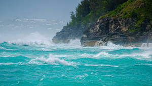 Bermuda Waves Wallpaper