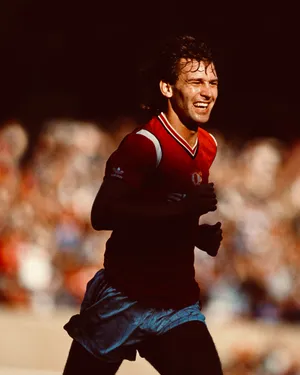 Best Footballer Bryan Robson Wallpaper