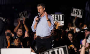 Beto O Rourke Speakingat Rally.jpg Wallpaper