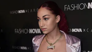 Bhad Bhabie Fashion Nova Event Wallpaper