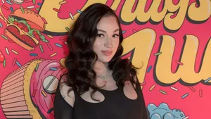 Bhad Bhabie Style Icon Wallpaper