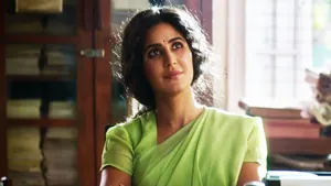 Bharat Actress Katrina Kaif In Green Wallpaper