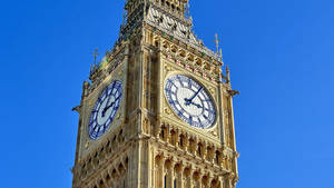 Big Ben And The Sky Wallpaper
