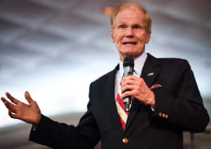 Bill Nelson Delivering A Speech Wallpaper