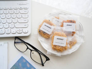 Biscuits On Plate Food Desktop Wallpaper