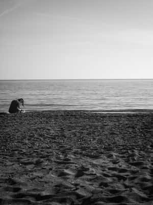 Black And White Beach Landscape Wallpaper