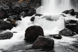 Black And White Hd Waterfall Wallpaper