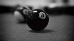 Black Eight Ball Focus Wallpaper