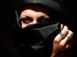 Black Hiqab Pretty Girl Intrigued Wallpaper