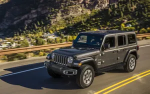 Black Jeep Overexposure Wallpaper
