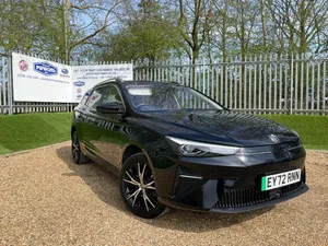 Black M G550 Parked Outdoor Wallpaper