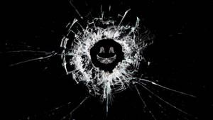 Black Mirror Smiley Broken Glass Wallpaper