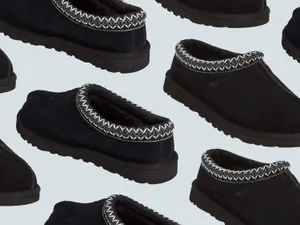 Black Slippers Pattern Background Wallpaper