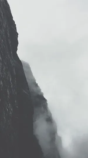 Black White Iphone Mountain Cliff Fog Wallpaper