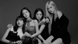 Blackpink Family Lisa Jennie Jisoo Rose Wallpaper