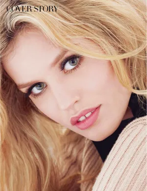 Blonde Beauty Closeup Portrait Wallpaper