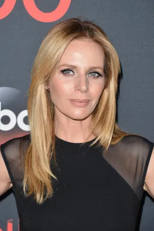 Blonde Woman Black Dress Event Wallpaper