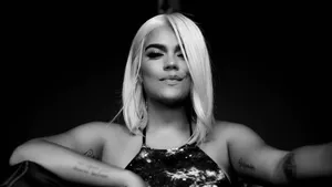 Blonde Woman Blackand White Portrait Wallpaper