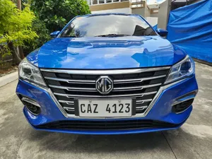 Blue M G5 Front View Wallpaper