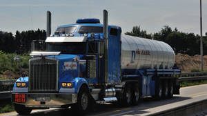 Blue Tanker Kenworth W900 Wallpaper