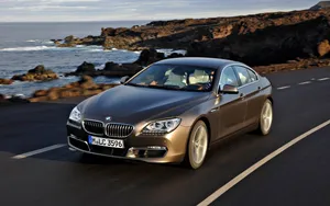 Bmw 6 Series - Luxury On Wheels Wallpaper