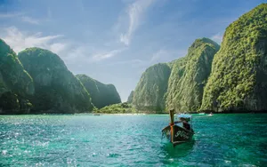 Boat Going To Maya Bay Tropical Desktop Wallpaper