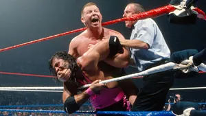 Bob Backlund Vs. Bret Hart Survivor Series 1994 Wallpaper