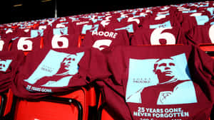 Bobby Moore 25 Years Gone Never Forgotten Wallpaper