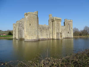 Bodiam Castle Moat Reflection Wallpaper