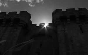 Bodiam Castle Silhouette Sunburst Wallpaper