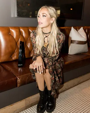 Bohemian Chic Styleat Cafe Wallpaper