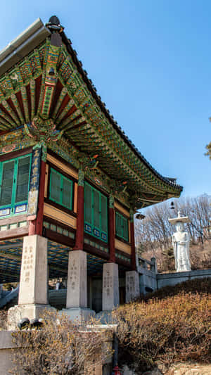 Bongeunsa_ Temple_ Architecture_and_ Statue Wallpaper