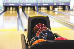 Bowling Alley Focus Shot Wallpaper