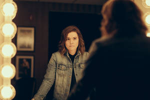 Brandi Carlile Mirror Shot Wallpaper