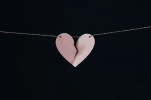 Break Up Heart On String Wallpaper