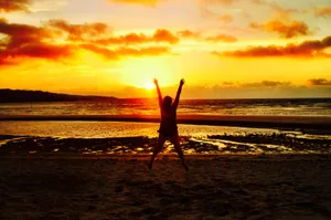 Breathtaking Sunset Silhouette Wallpaper