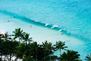 Breathtaking View Of Hawaiian Island Wallpaper