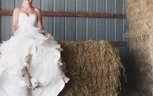 Bride In A Barn Wallpaper