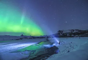 Bright And Airy Display Wallpaper