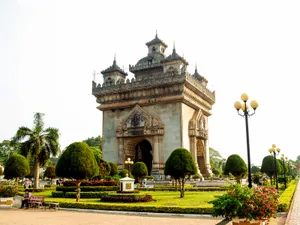 Bright And Vibrant Patuxai Wallpaper